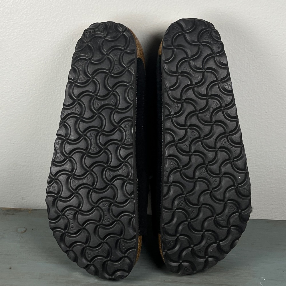 Birkenstock Arizona Shearling Black Suede Sandals Womens #38
Mens #5 Slide Shoes - Picture 9 of 14